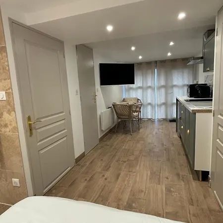 Apartment La Ptite De Julie Avec Balneo *